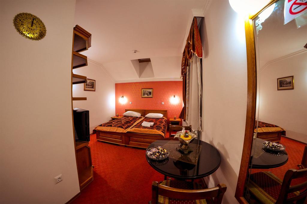 סראייבו Hotel Latinski Most מראה חיצוני תמונה